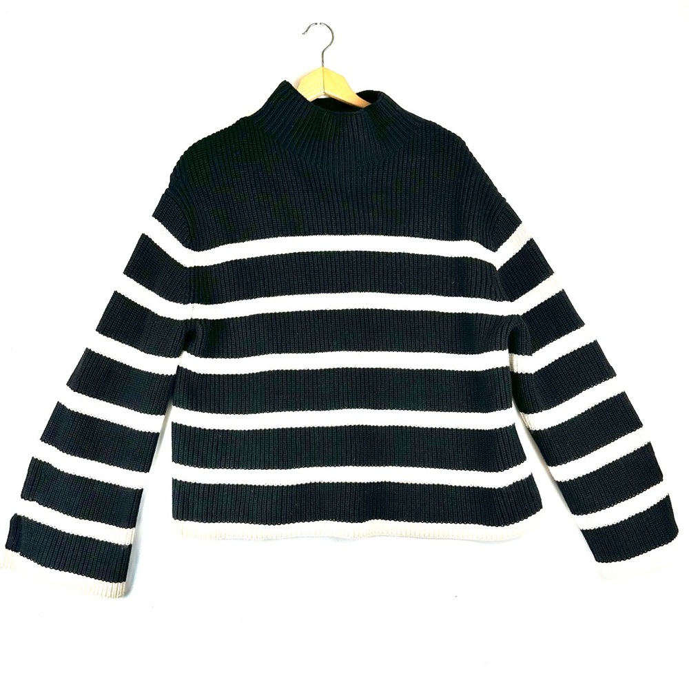 Stockholm Atelier & Other Stories Stripe Mock Sweater‎ Black/Whte